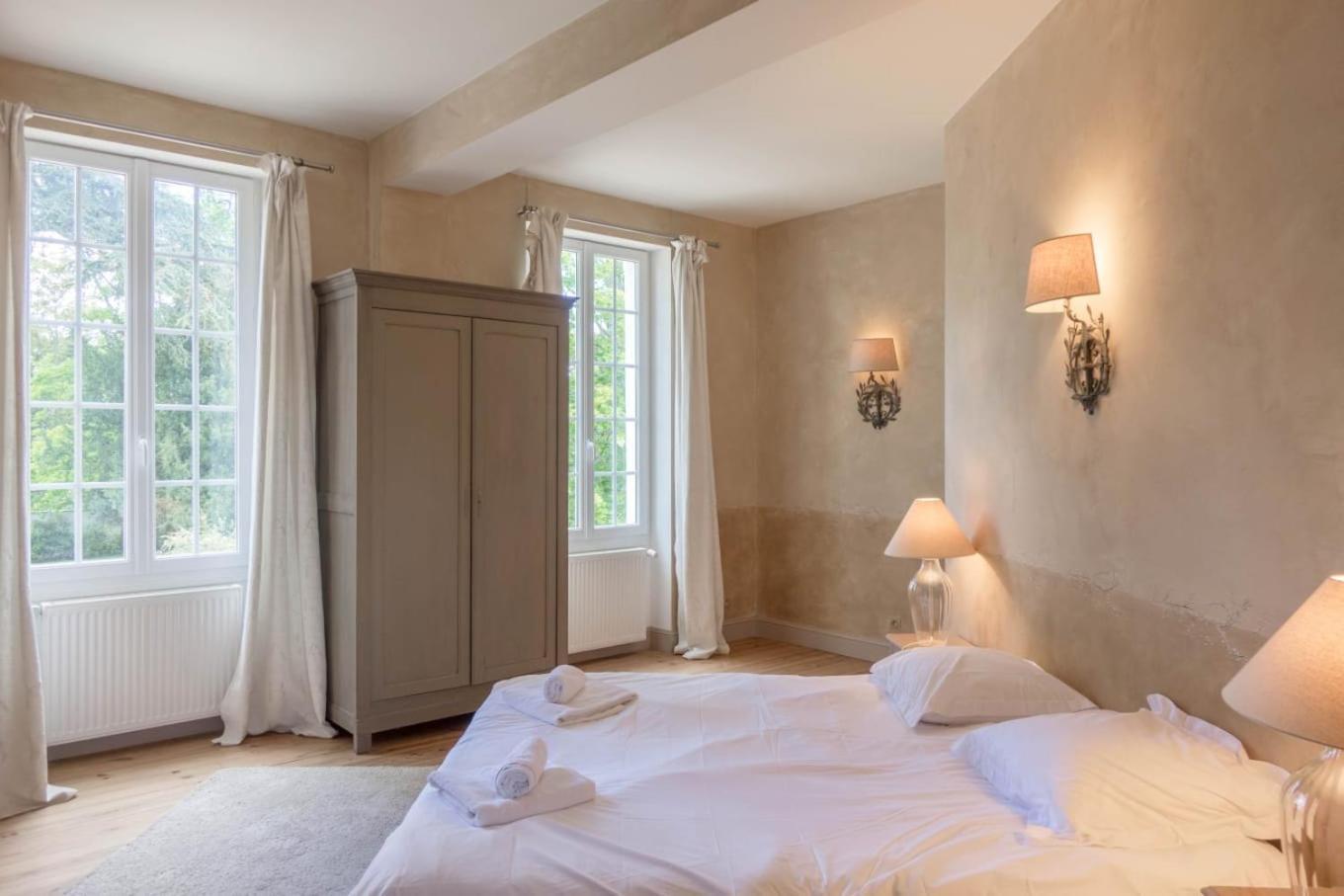 Maison Chaleureuse De 4 A 12 Personnes Neuville-aux-Bois المظهر الخارجي الصورة